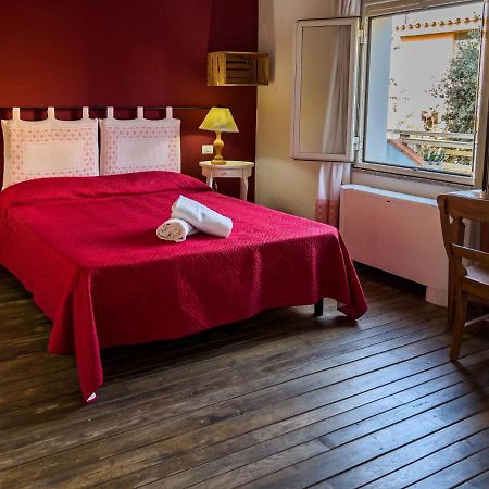 La Terrazza Guesthouse Ольбія Екстер'єр фото