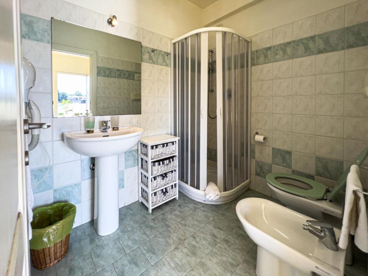 La Terrazza Guesthouse Ольбія Екстер'єр фото
